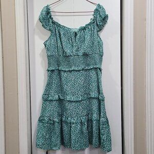 💰Make an offer, bundle and save💰 NWOT Summer Sweetheart Ruffle Mini Dress